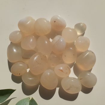 Light Dyed Agate Tumbled - 250g